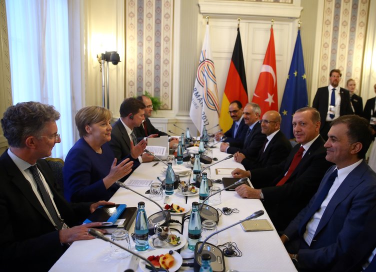 Erdoğan-Merkel görüşmesinden kareler
