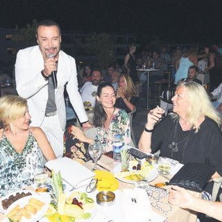 Gelin ve kaynananın arasından su sızmıyor