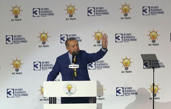 AK Parti'de 2. Erdoğan dönemi başladı  - Resim : 11