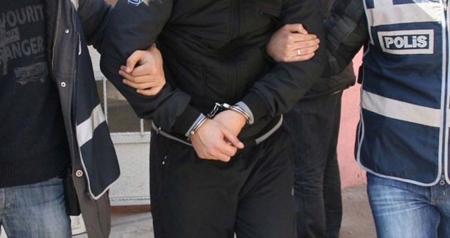 8 subay FETÖ'den tutuklandı