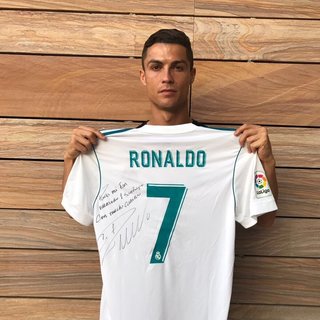 Ronaldo, Santiago'nun ailesinin acısını paylaştı