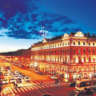 Beyaz masalın adı St. Petersburg
