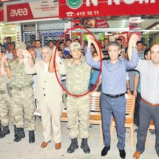 Darbeci askeri serbest bırakan hâkime terfi!