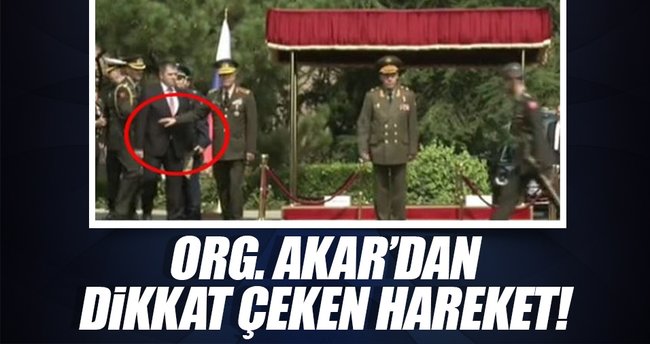 Genelkurmay Başkanı Akar'dan dikkat çeken hareket
