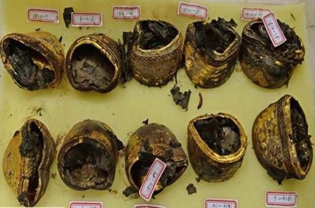 Mezarı açınca gözlerine inanamadılar