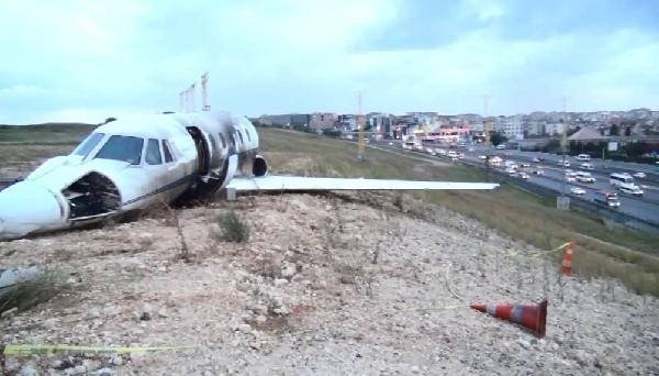 Atatürk Havalimanı’nda özel jet düştü!