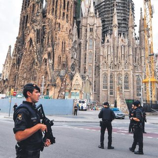 İspanya polisi 4 şüpheliyi arıyor
