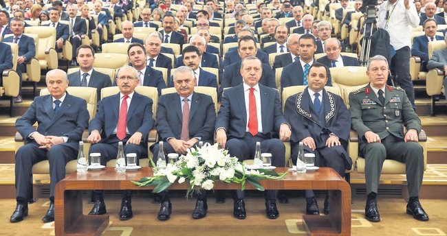 Dünya kuzuların sessizliğini oynadı