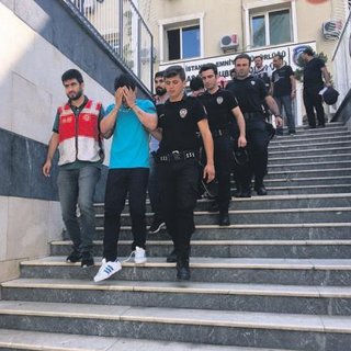 AVM’lerde yankesicilik yapan çete çökertildi