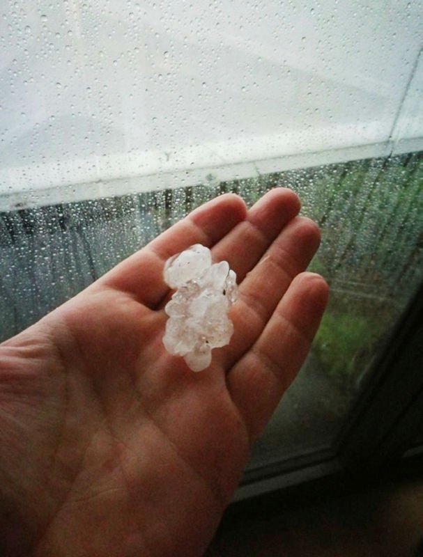 İstanbul'da şiddetli yağış ve dolu hayatı olumsuz etkiledi