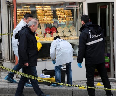 Ataşehir'de kuyumcu soygunu: Ölü ve yaralılar var