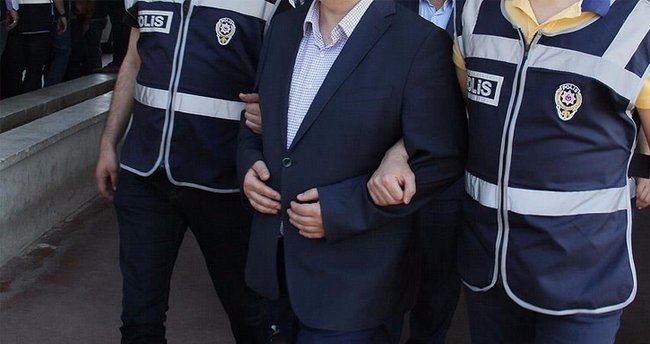 Muş'ta FETÖ'nün 3 mahrem imamı ve 3 subay gözaltına alındı