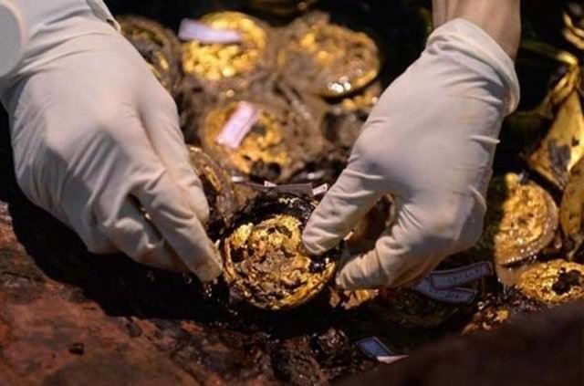 Mezarı açınca gözlerine inanamadılar