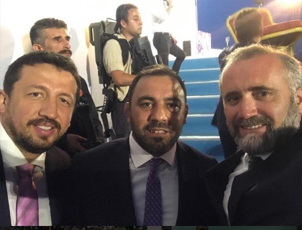 Ünlüler 15 Temmuz Şehitler Köprüsü'ne akın etti