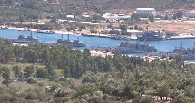 Foça Deniz Üssü'nde operasyon: 55 subay tutuklandı