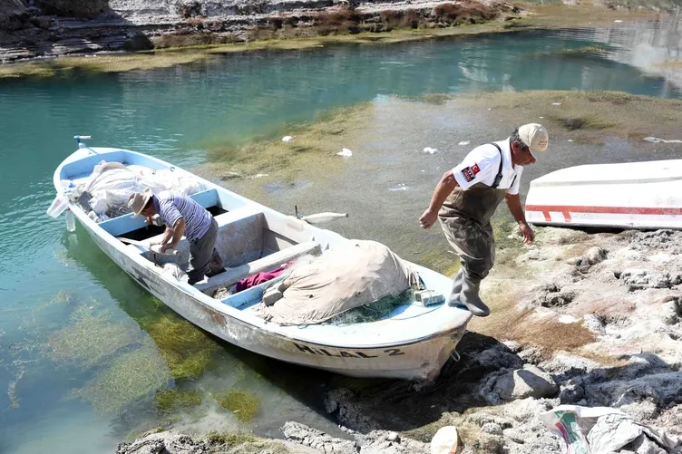 Köyü sular altında kalınca balıkçı oldu