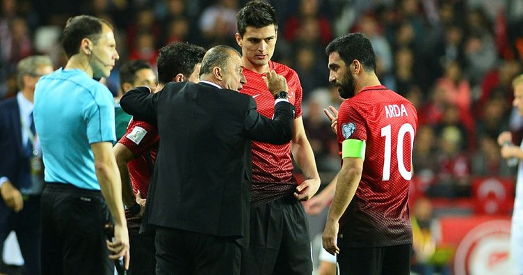 Fatih Terim, Arda Turan'ı kamptan gönderdi