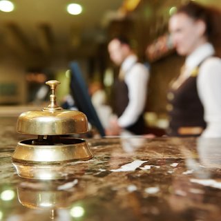 Marmaris’te otelde rezervasyon skandalı