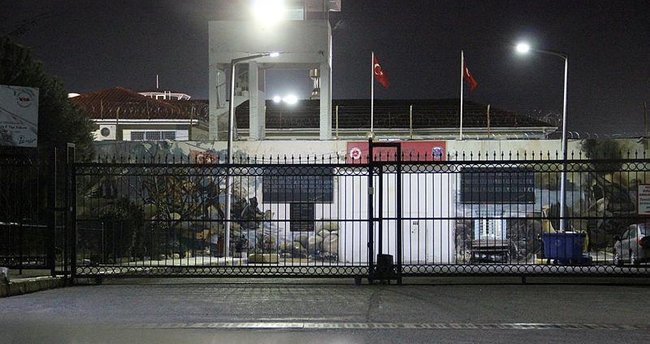 İzmir'de cezaevinde yangın