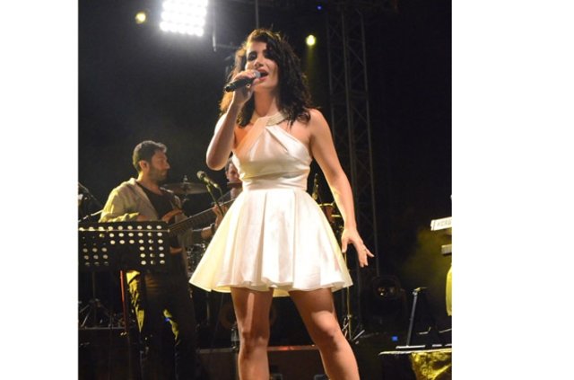 İrem Derici nasıl bu hale geldi? İşte kare kare değişimi