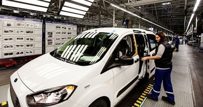 Otomobil firmalarında kadın çalışan sayısı artıyor!