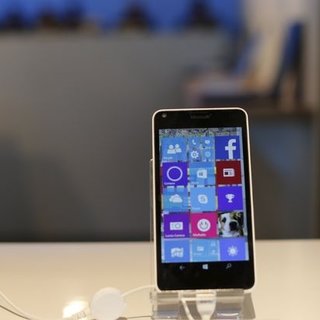 Microsoft Windows Phone'u bitirdi
