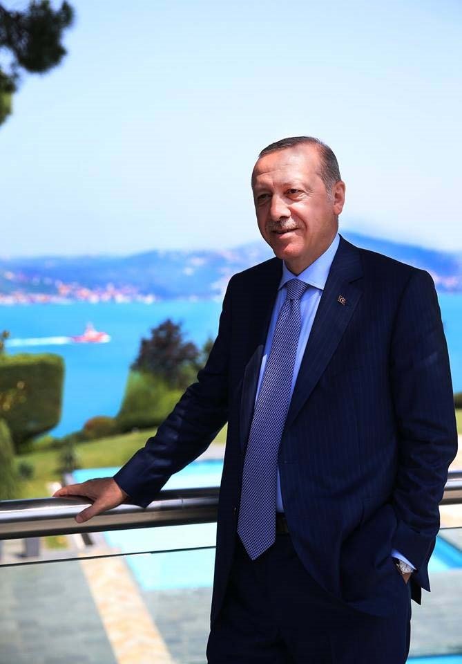 Cumhurbaşkanı Erdoğan'ın fotoğrafları beğeni rekorları kırdı
