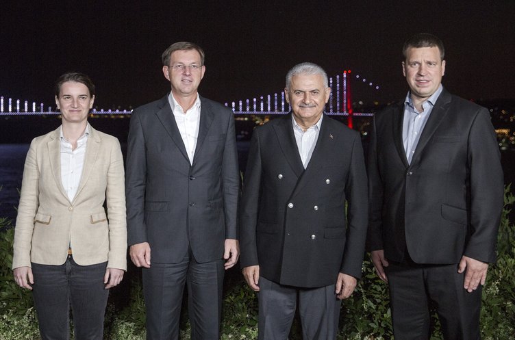 Başbakan Yıldırım, 3 lider ile çalışma yemeğinde bir araya geldi