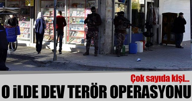 Son dakika: Adana'da bir mahalleye 500 polisle huzur operasyonu