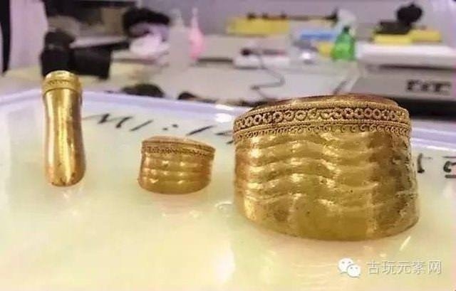 Mezarları açtıklarında gözlerine inanamadılar