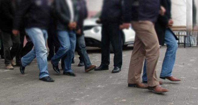 İstanbul'da FETÖ operasyonu