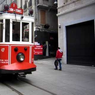 Nostaljik tramvayın seferlerine ara verildi