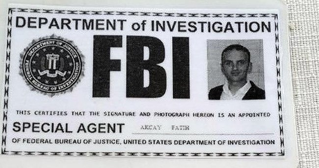 Sahte 'FBI' kimliğiyle yakalanan zanlı adliyede