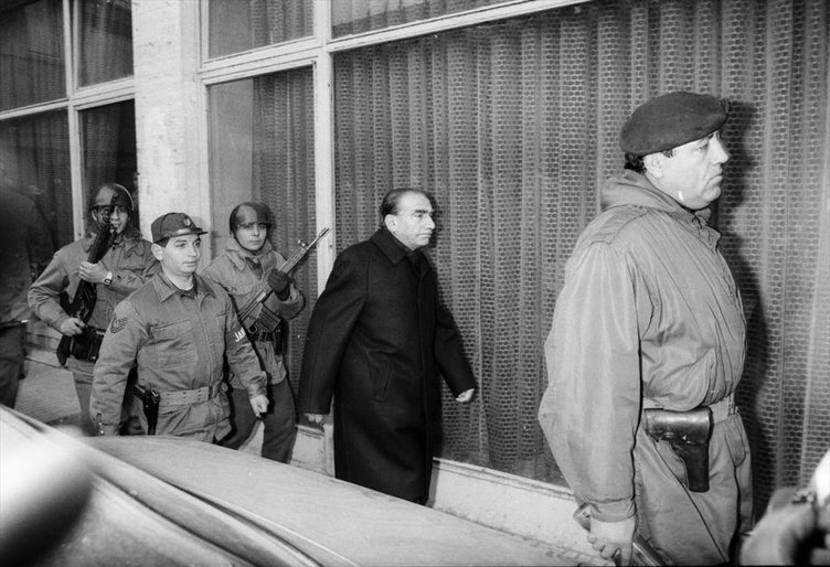 Başbuğ Alparslan Türkeş'in hiç görmediğiniz fotoğrafları