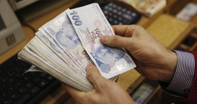 Bütçe iki ayda 4,6 milyar lira fazla verdi
