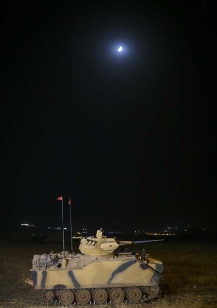 10'uncu günde bir ilk! TSK gece tatbikatı yaptı...