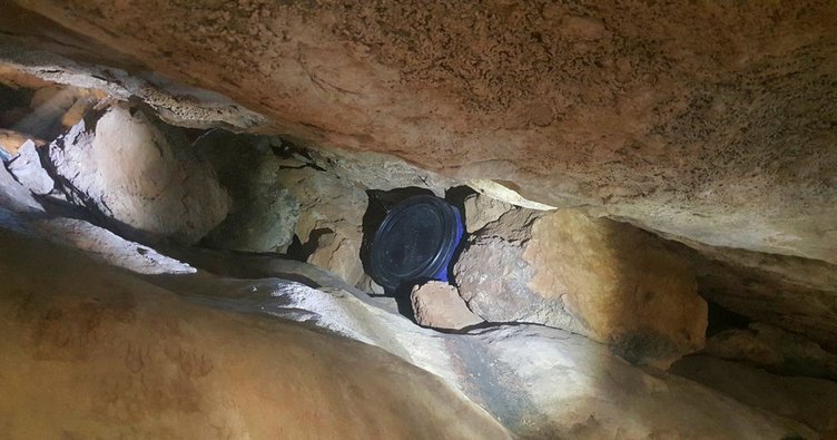 Teröristlerin sığınakları imha edildi