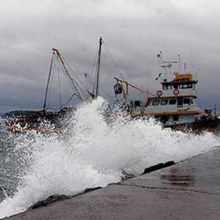 Akdeniz'de fırtına uyarısı