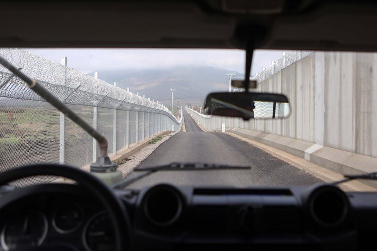 Suriye sınırına 'Türk Seddi'