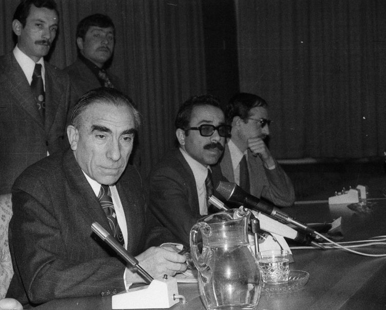Başbuğ Alparslan Türkeş'in hiç görmediğiniz fotoğrafları