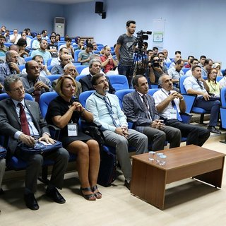 Elazığ’da '1. Ulusal Elektrik Enerjisi Dönüşüm Kongresi' başladı