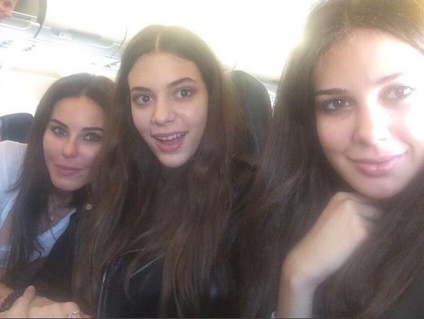 habervitrini com defne samyeli nin kizi deren talu estetikli cikti