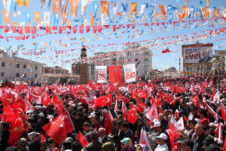 Referanduma 12 gün kala 3 büyükşehir anketi