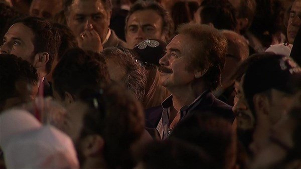 Ünlüler 15 Temmuz Şehitler Köprüsü'ne akın etti