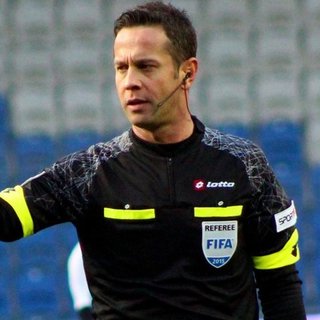UEFA'dan Halis Özkahya'ya görev