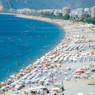 Antalya'da boş yer yok!