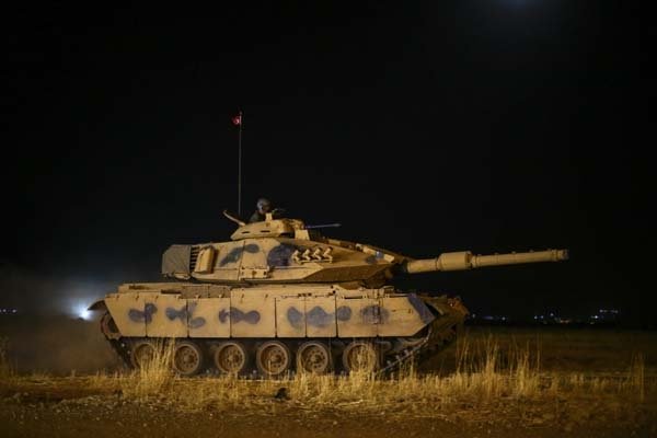 10'uncu günde bir ilk! TSK gece tatbikatı yaptı...