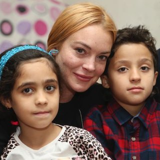 Lindsay Lohan Suriyeli mültecileri ziyaret etti