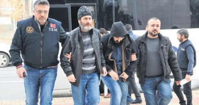 ByLock’çu 61 subay tutuklandı