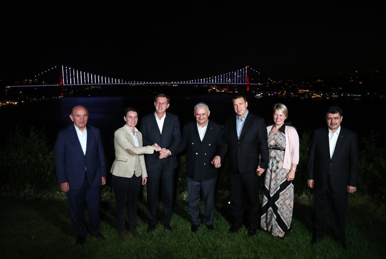 Başbakan Yıldırım, 3 lider ile çalışma yemeğinde bir araya geldi